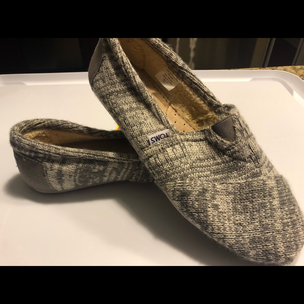 Sweater Toms with Faux Fur Lining